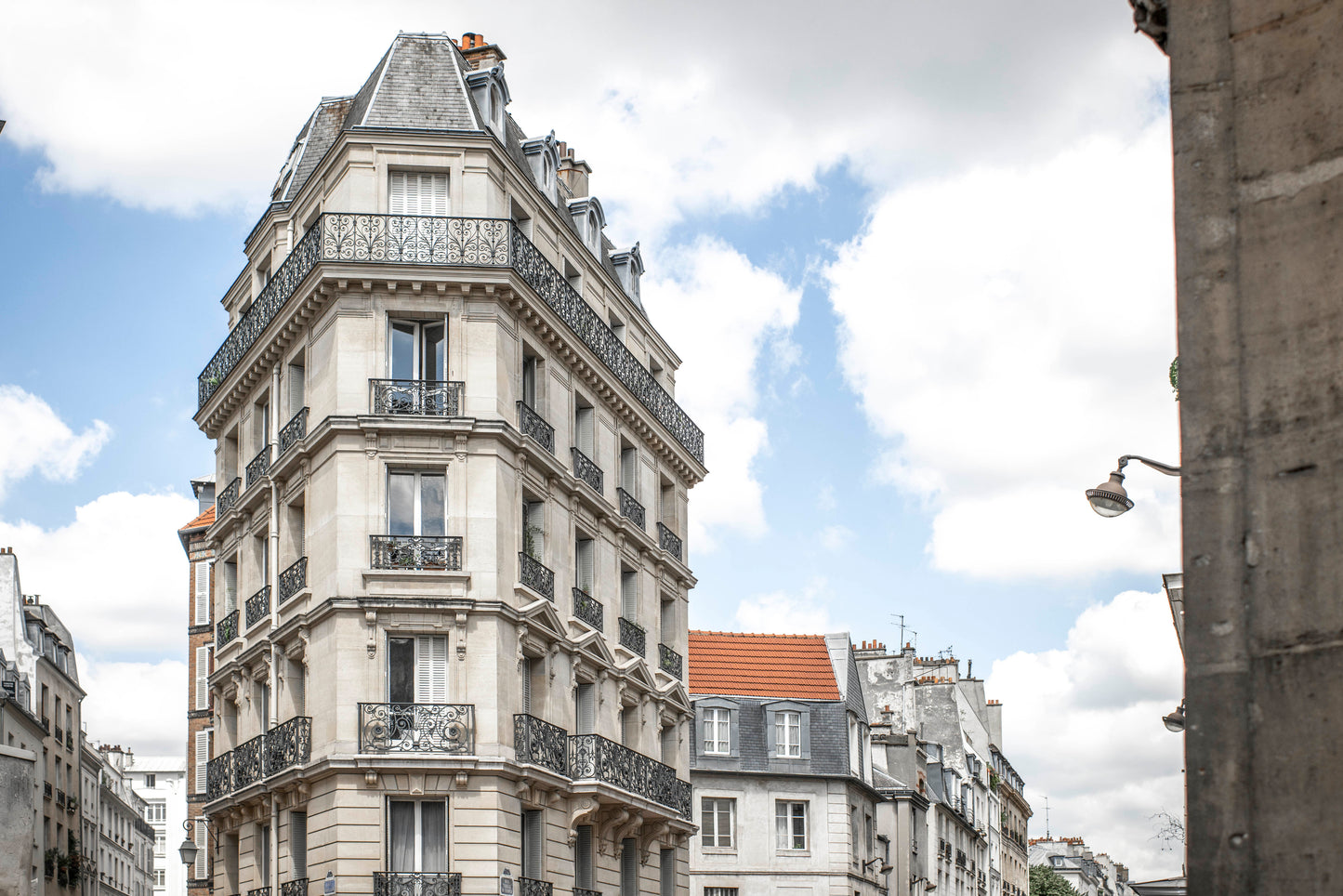HAUSSMANN I